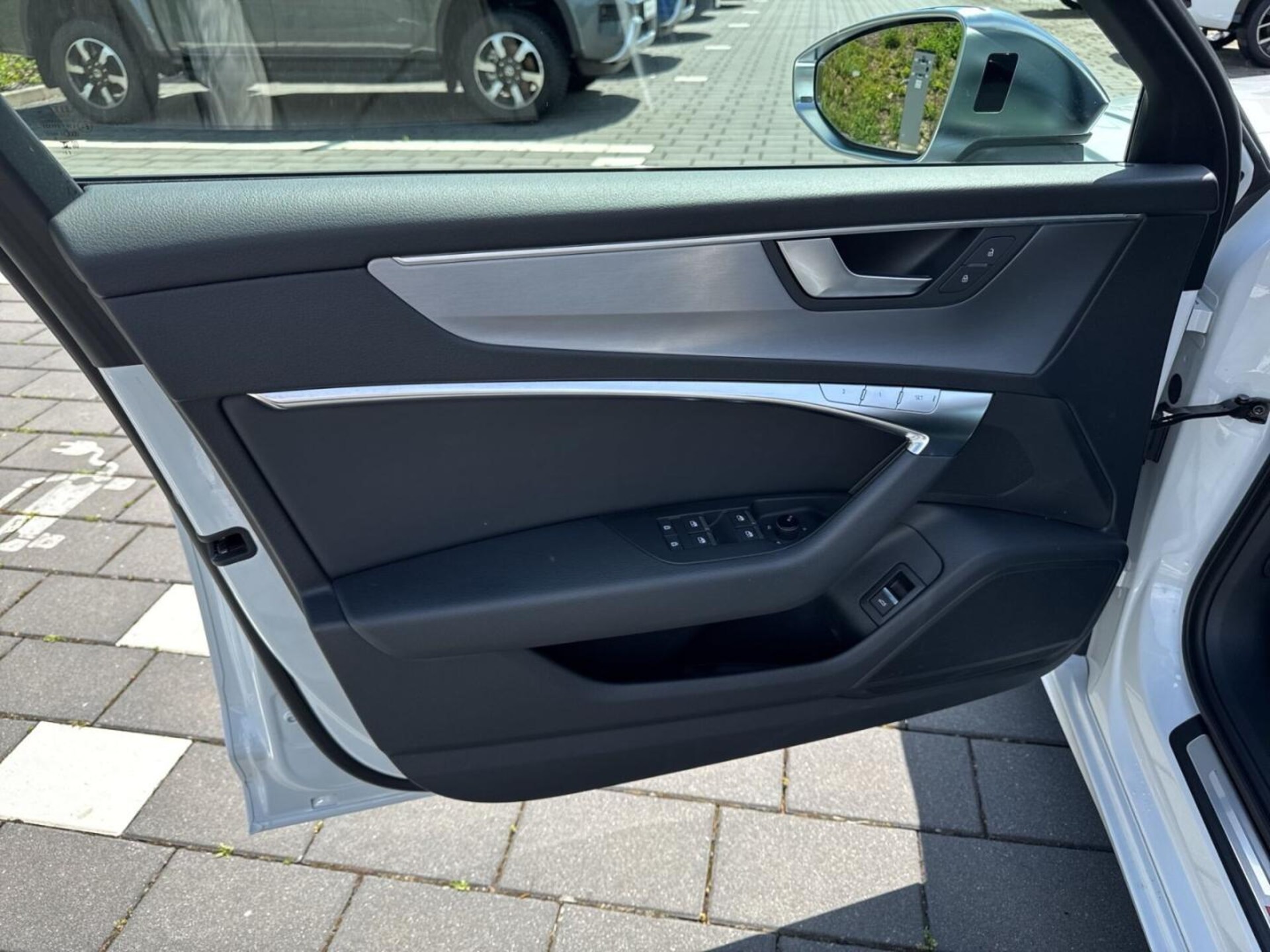 Audi S6 Avant