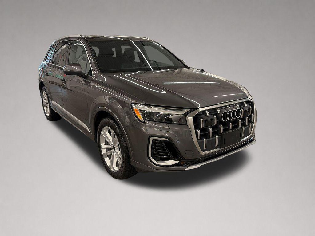 2025 Audi Q7 55 Premium quattro Tiptronic's photo