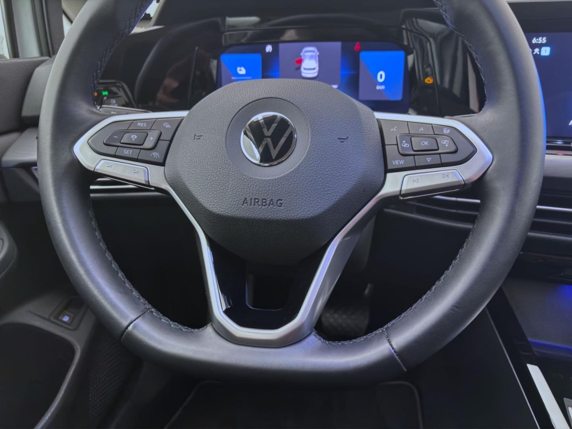 Volkswagen Golf Style