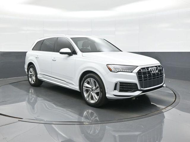 2023 Audi Q7 55 Prestige quattro Tiptronic's photo