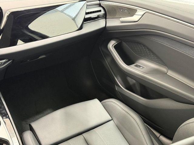 2026 Audi A6 Premium Plus - Photo 8