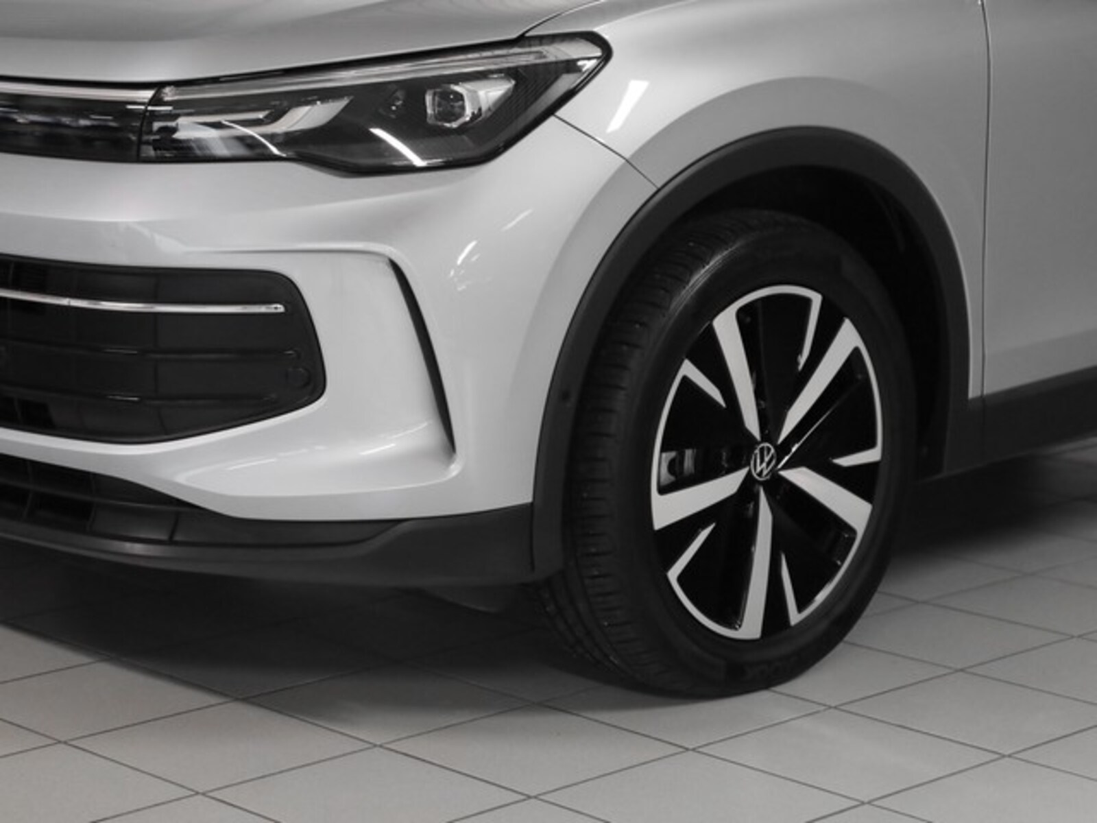 Volkswagen Tiguan – Bild 7