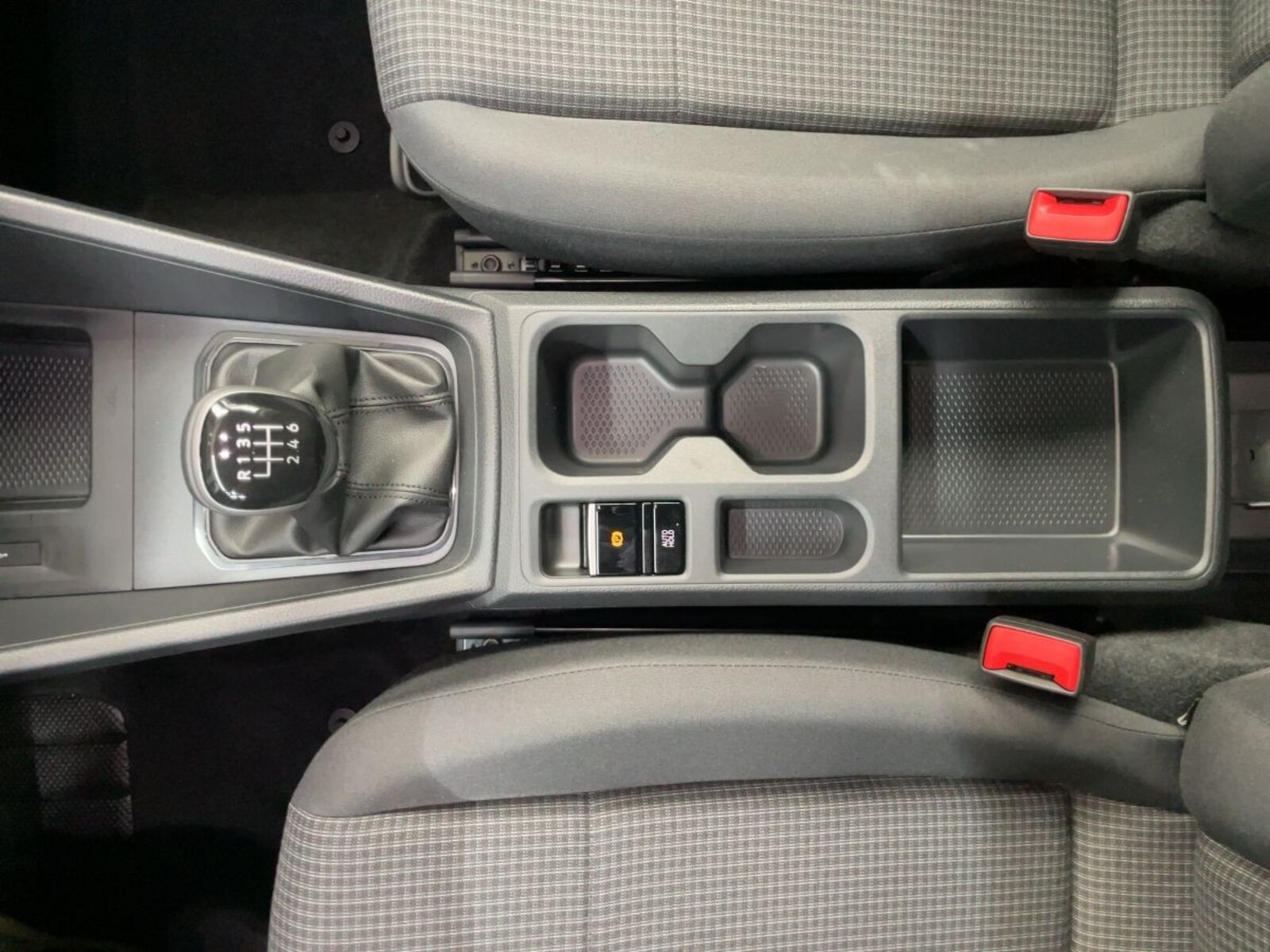 Volkswagen Caddy Cargo – Bild 11