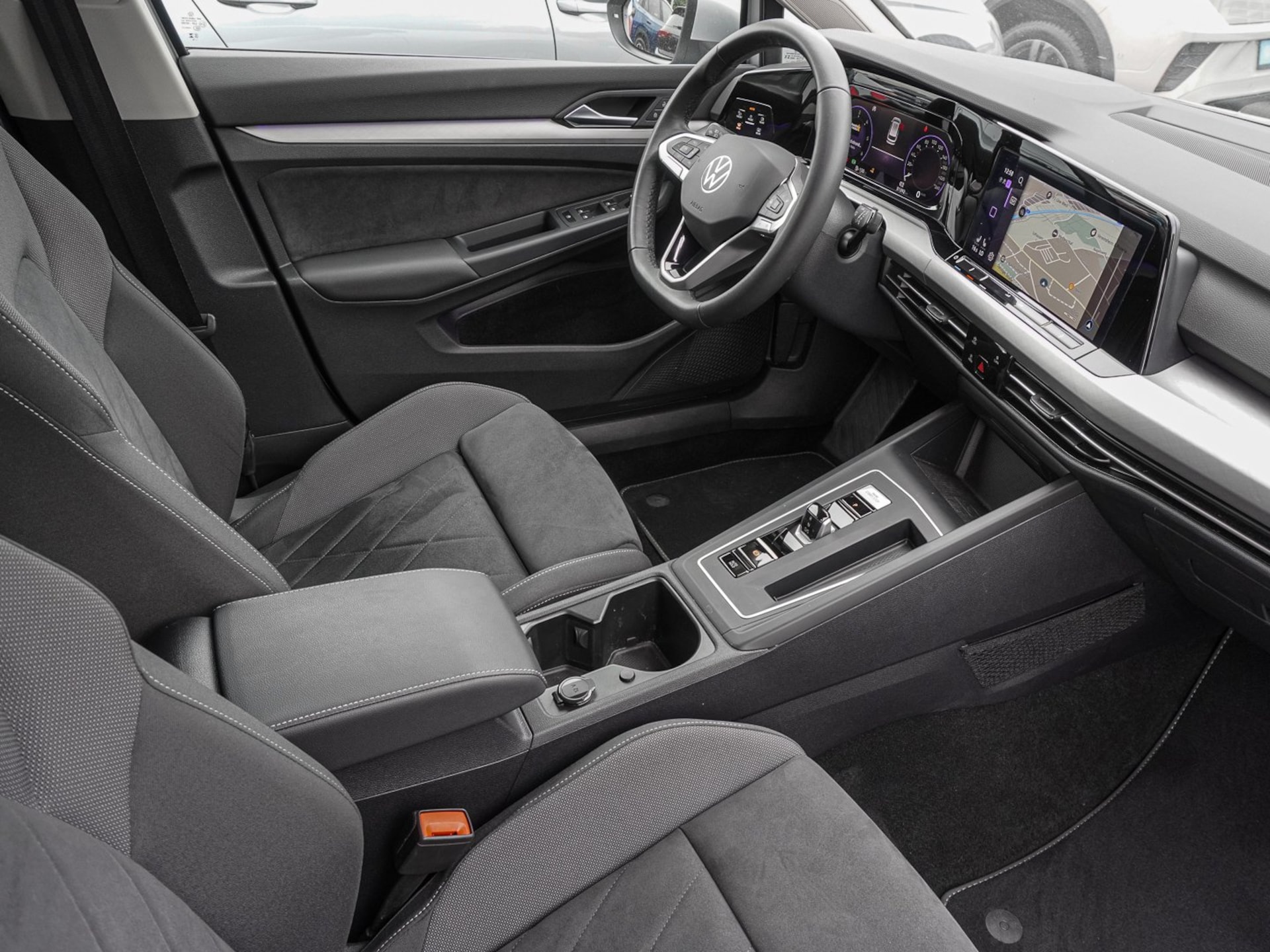 Volkswagen Golf Variant Life
