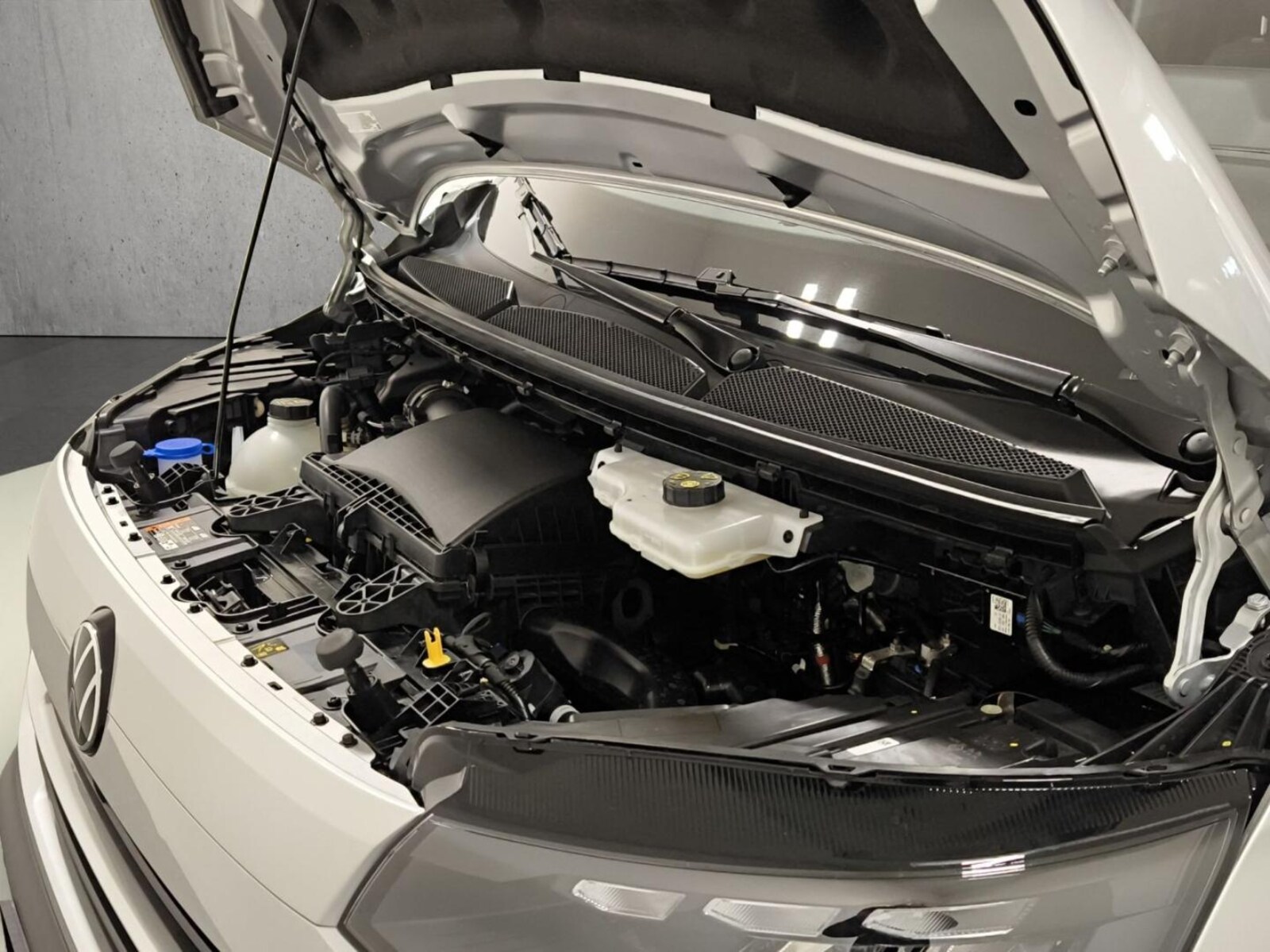 Volkswagen Transporter Kasten langer Radstand – Bild 19