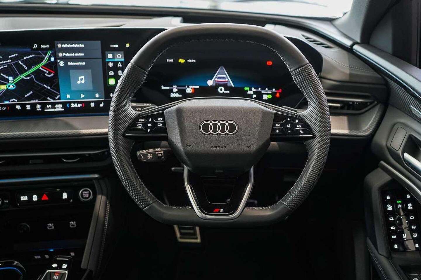 Image about Audi Q5 SUV TFSI quattro 200 kW sport