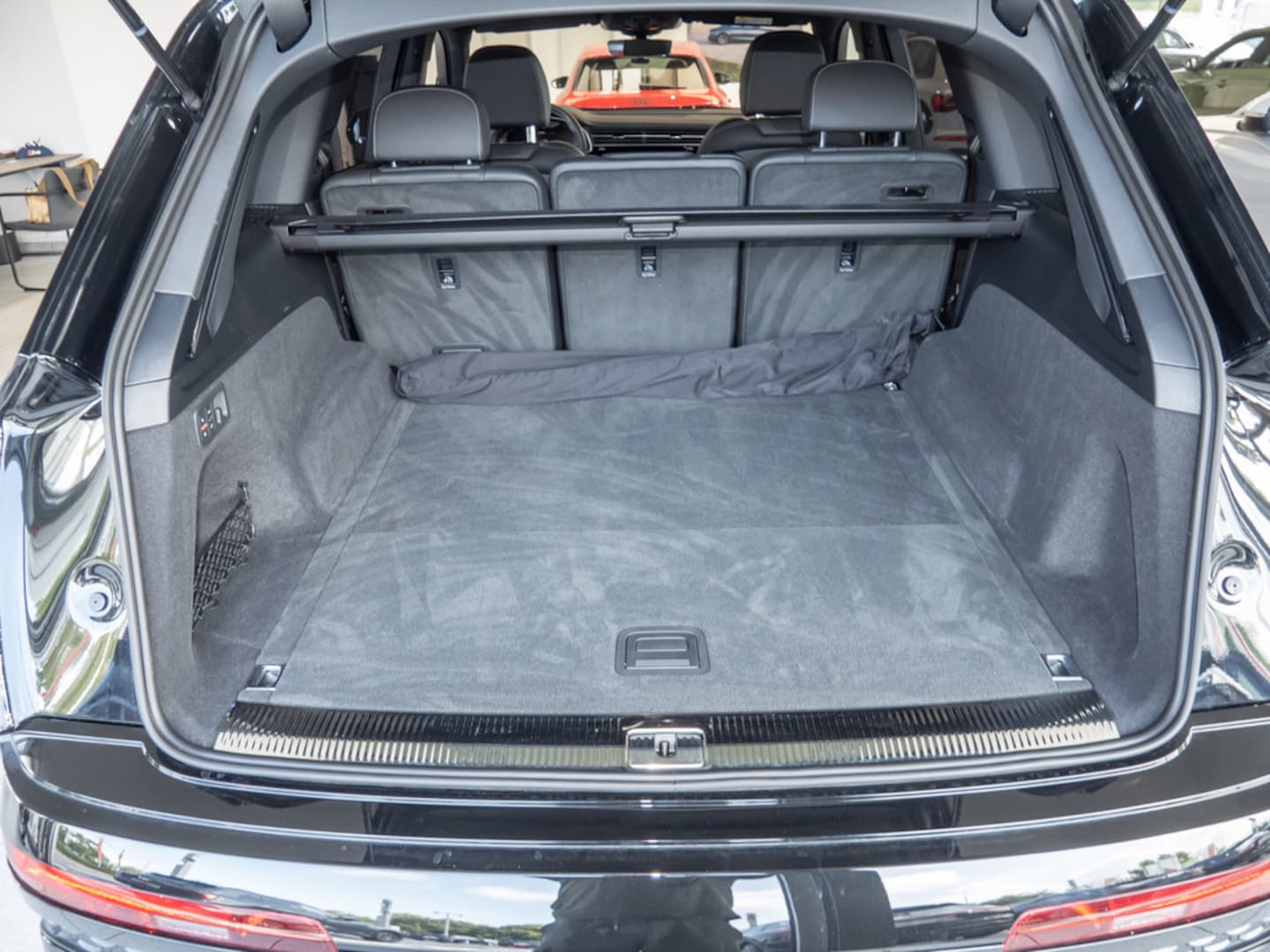 Bild über Audi Q7 SUV S line business TDI quattro 170 kW tiptronic - für weitere Informationen kontaktieren Sie den Audi Partner