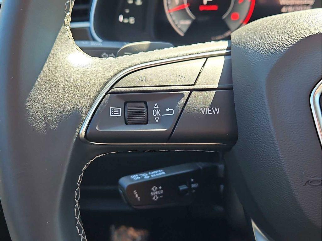 2025 Audi Q8 Premium - Photo 19
