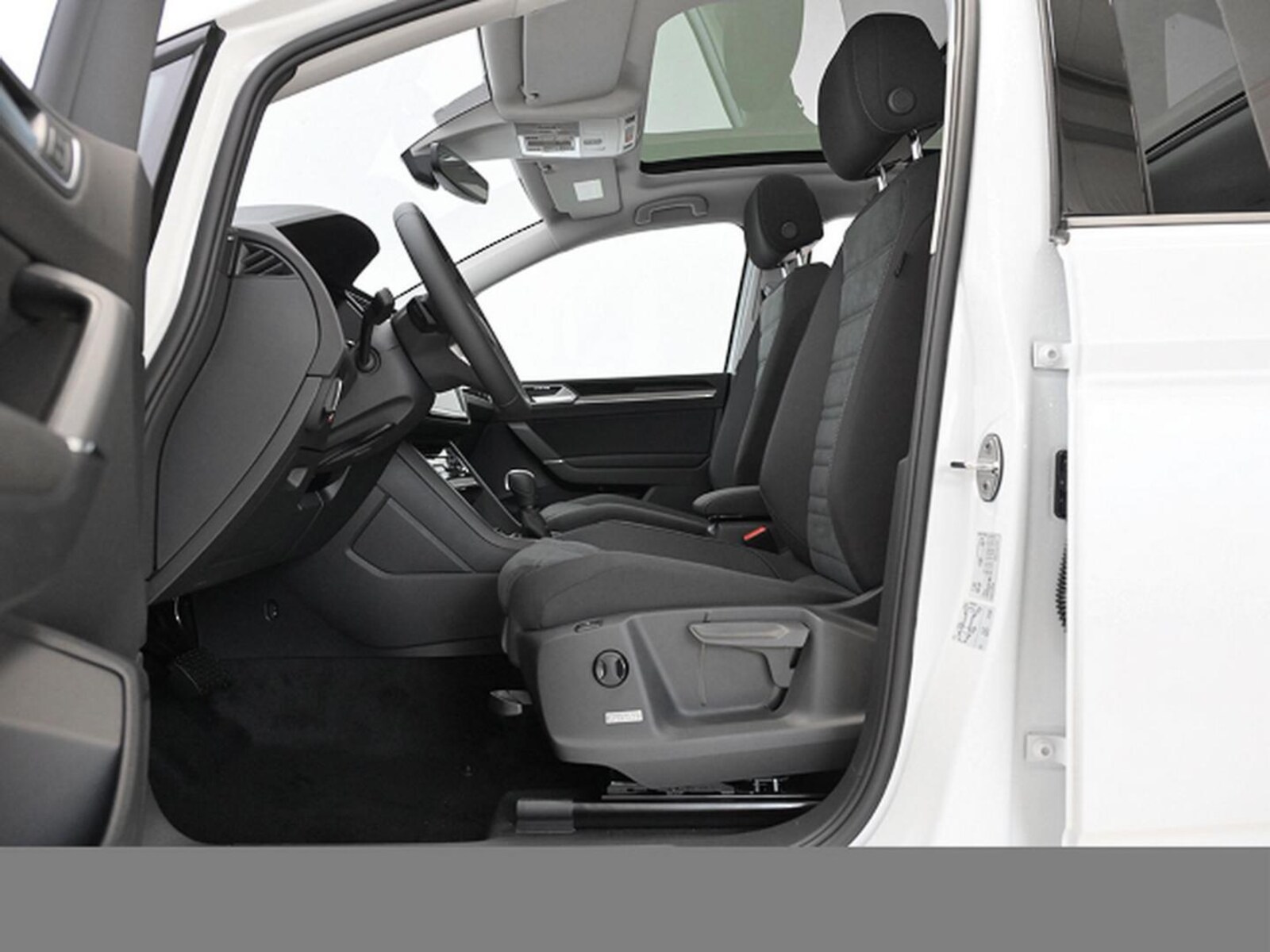 Volkswagen Touran – Bild 10