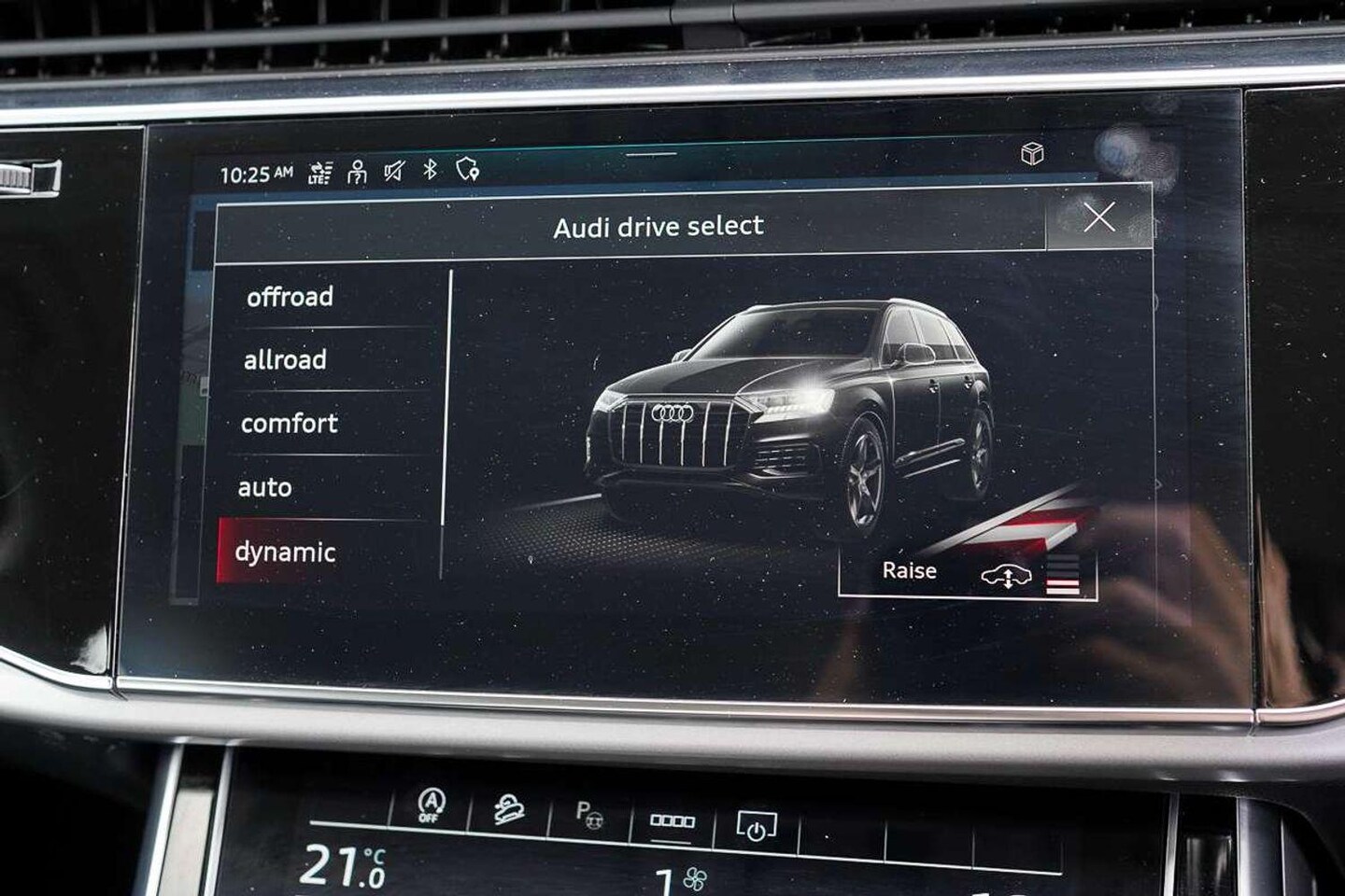 Image about Audi Q7 45 TDI quattro tiptronic