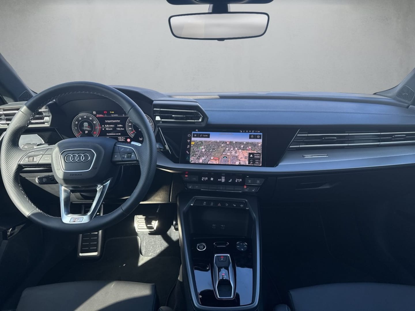 Bild über Audi A3 Sportback TFSI 110 kW S tronic - für weitere Informationen kontaktieren Sie den Audi Partner