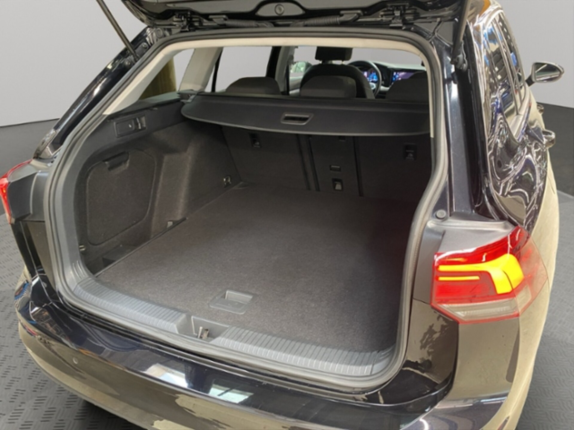 Volkswagen Golf Variant Life