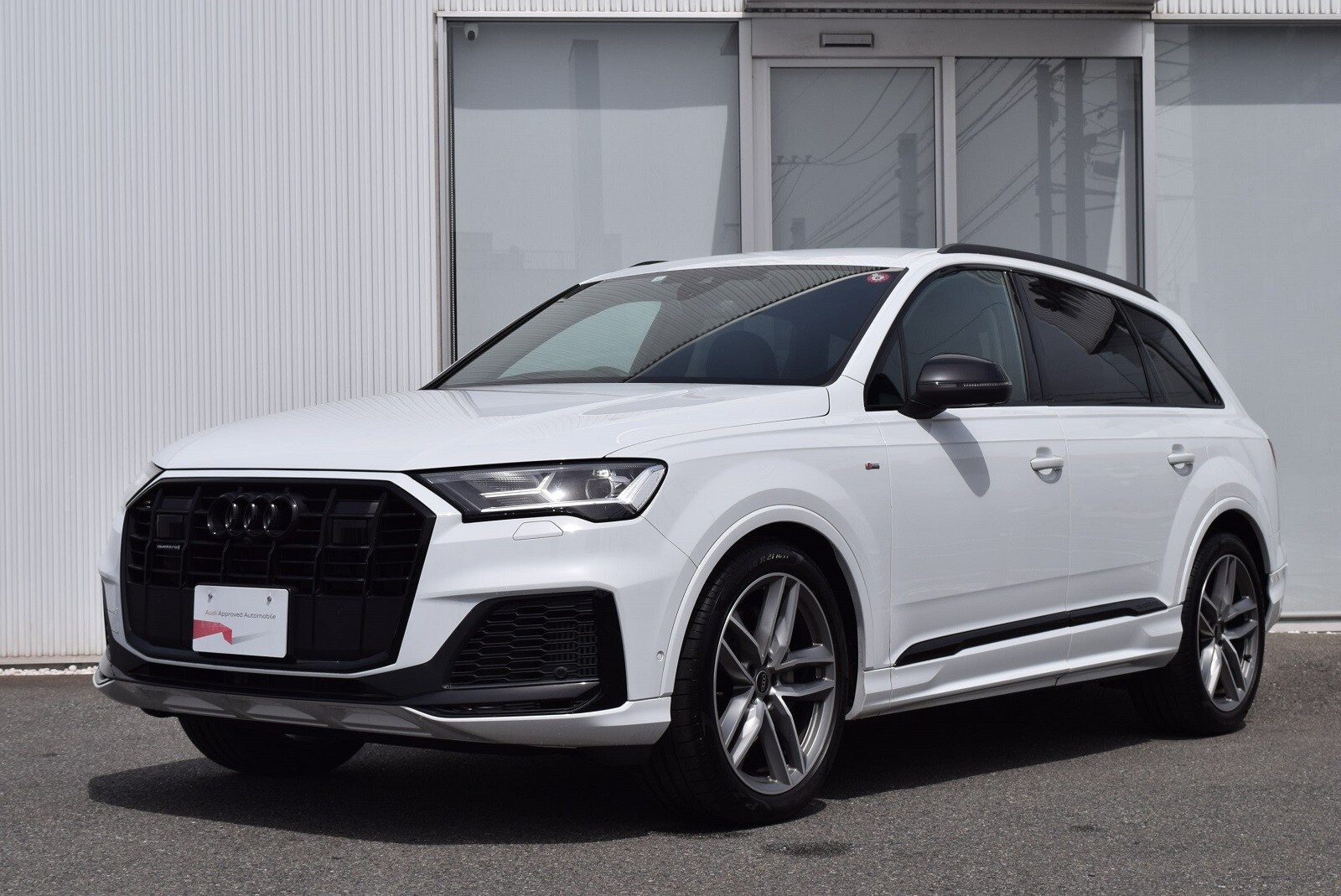 Image about Audi Q7 55 TFSI quattro S line 250(340) kW(PS) tiptronic