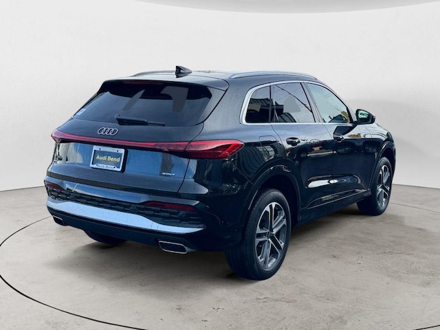 2025 Audi Q5 Premium - Photo 7