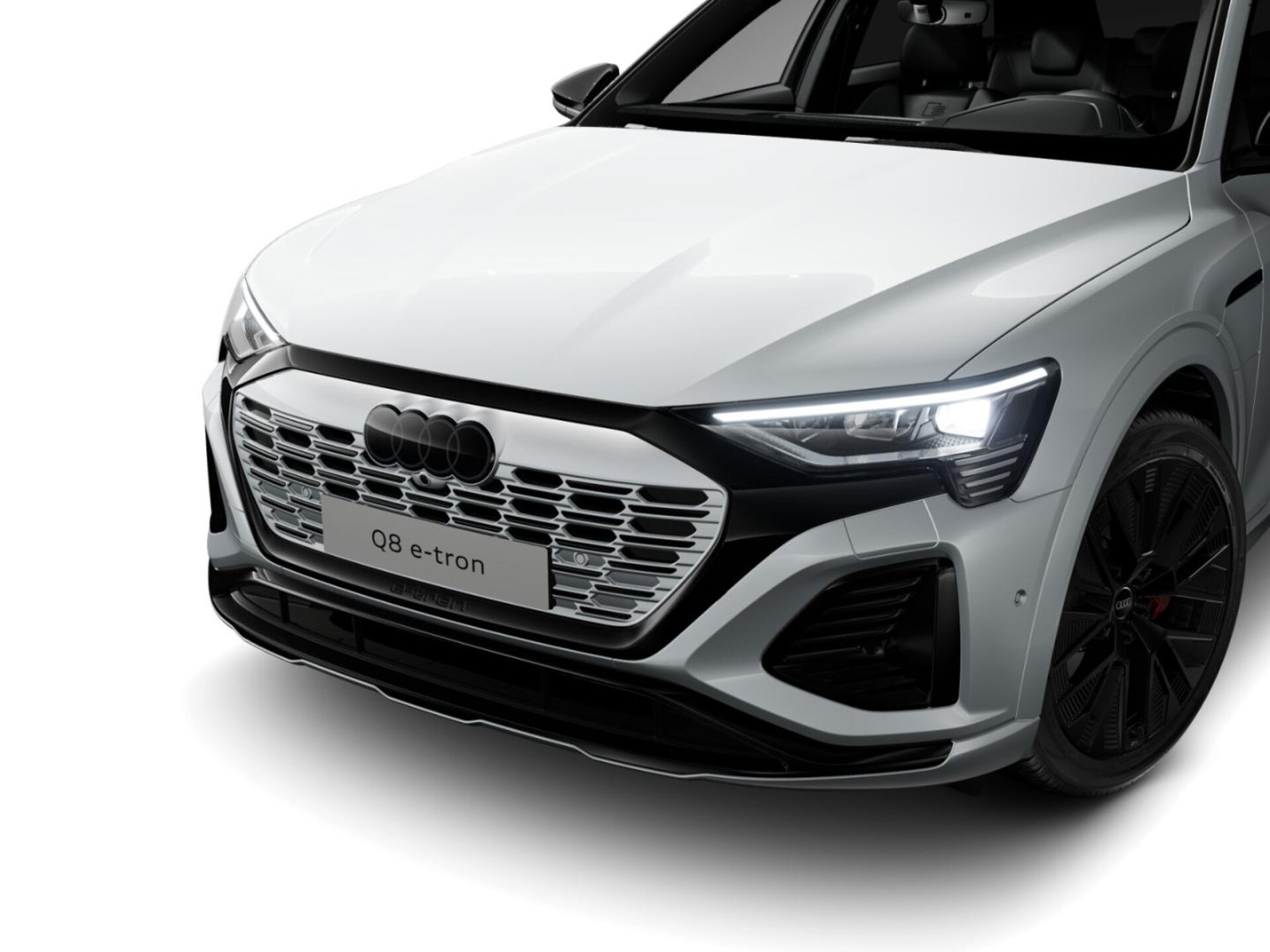 Audi Q8 e-tron S line