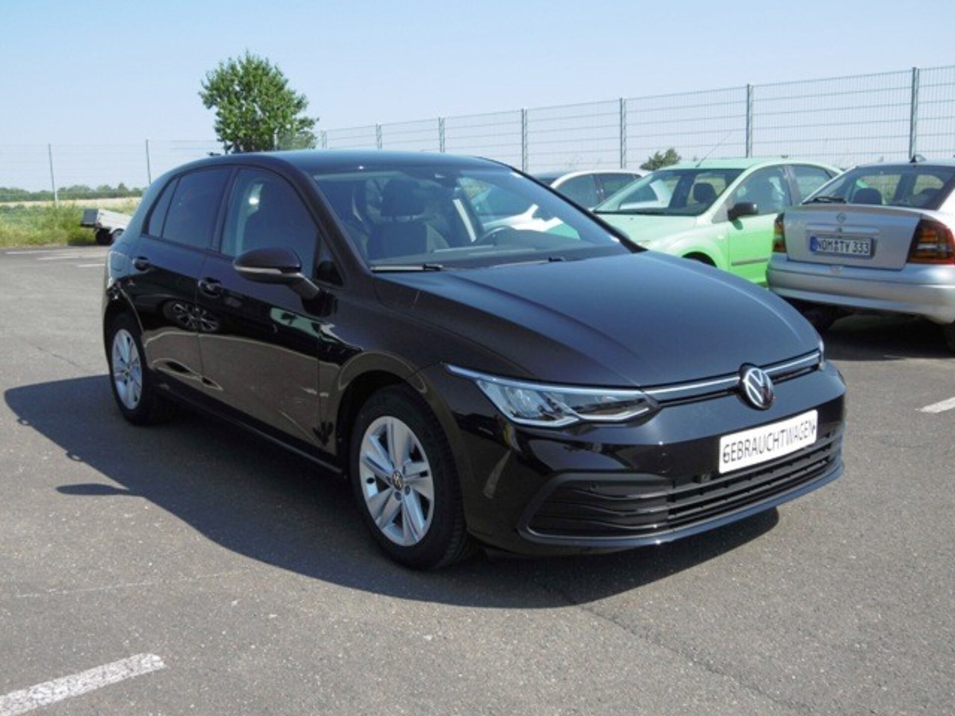 Volkswagen Golf Life