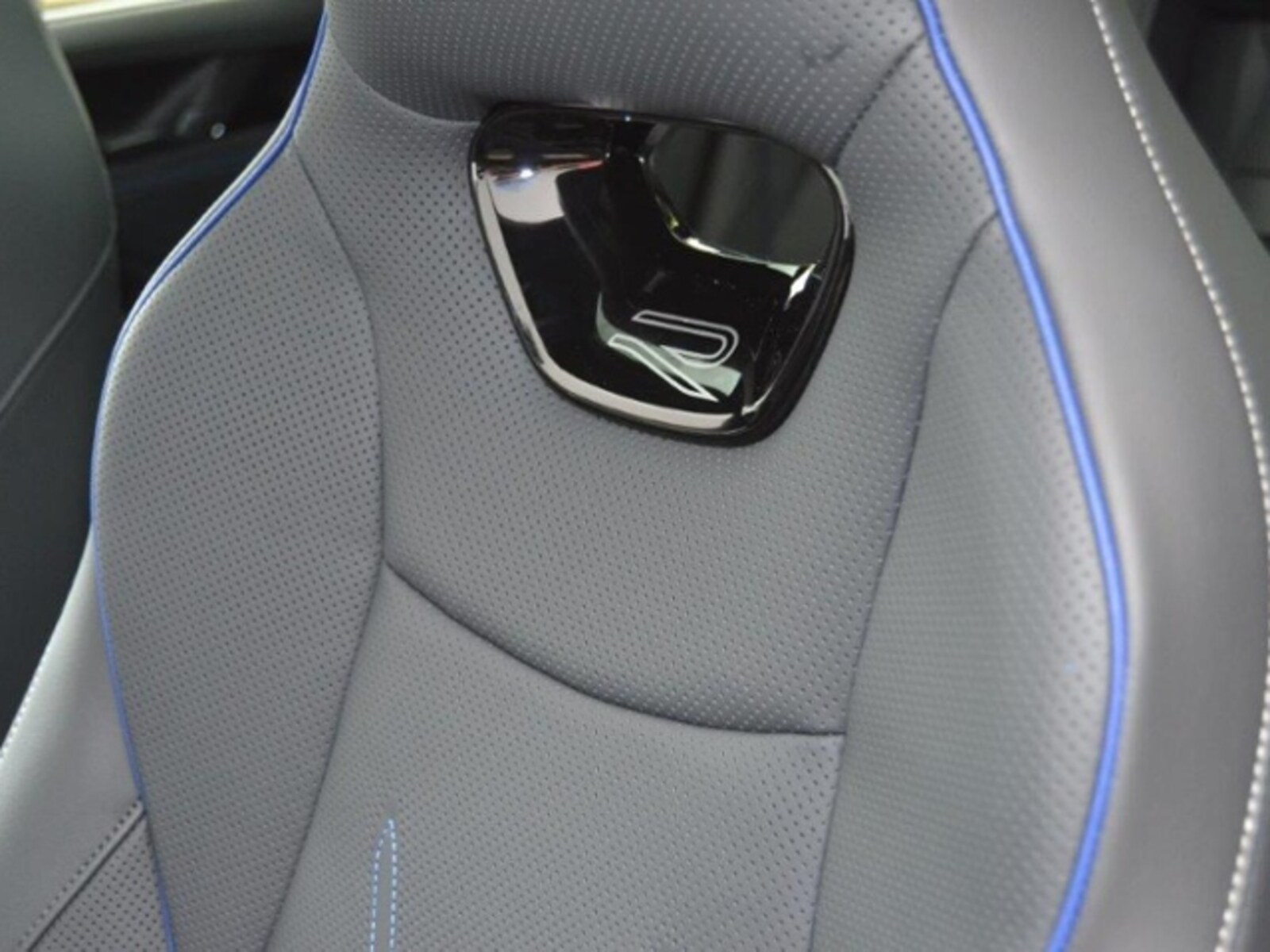 Volkswagen Passat – Bild 21