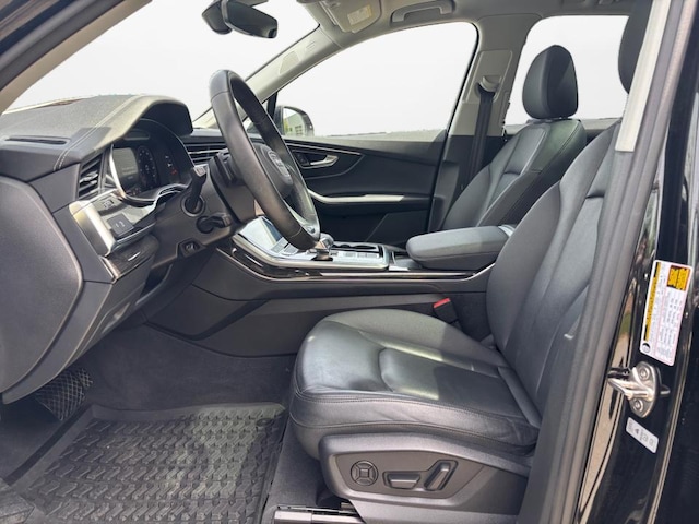 2023 Audi Q7 Premium Plus - Photo 9