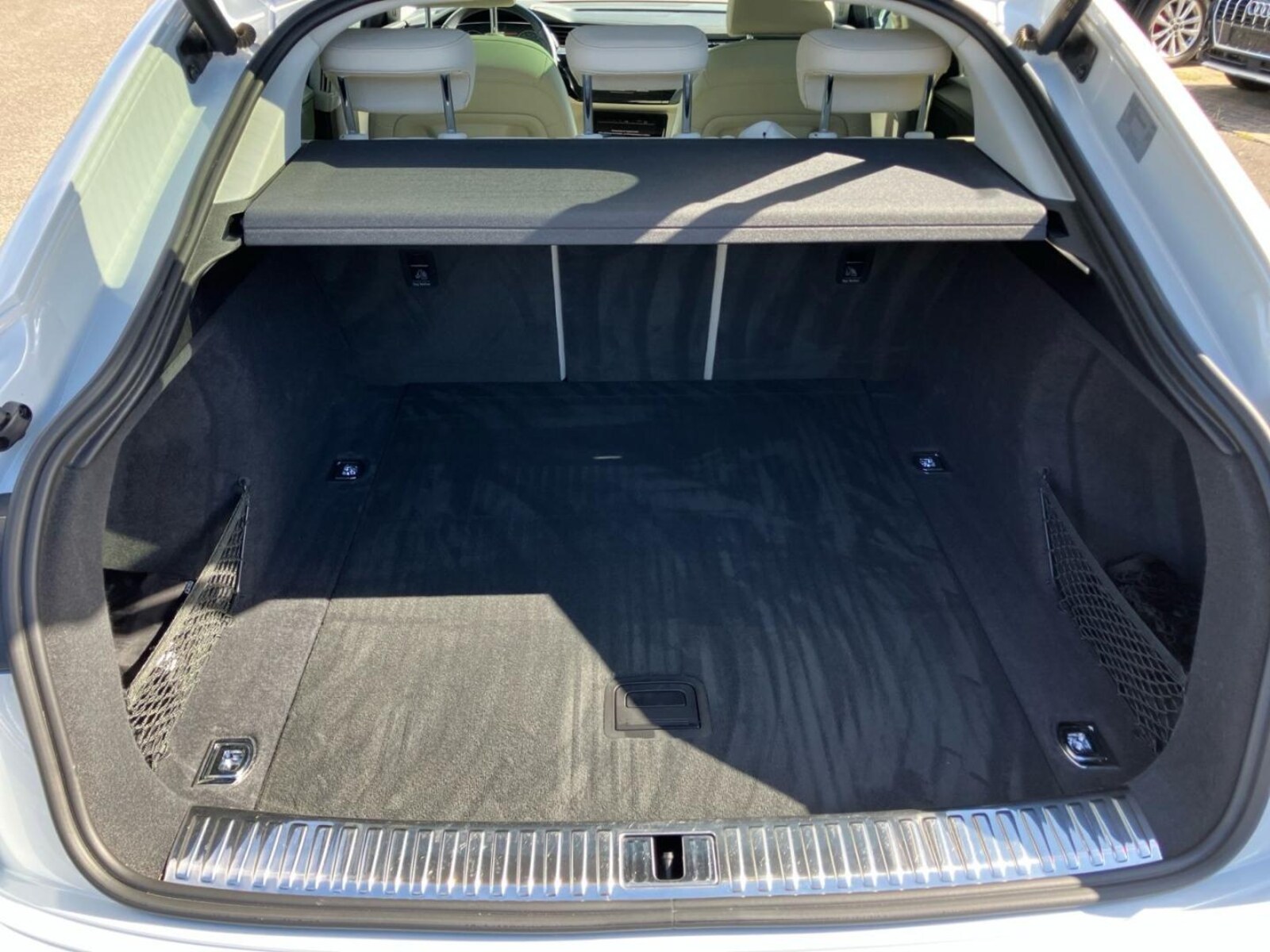 Audi Q8 Sportback e-tron – Bild 17