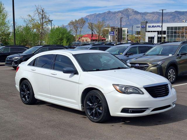 2014 Chrysler 200