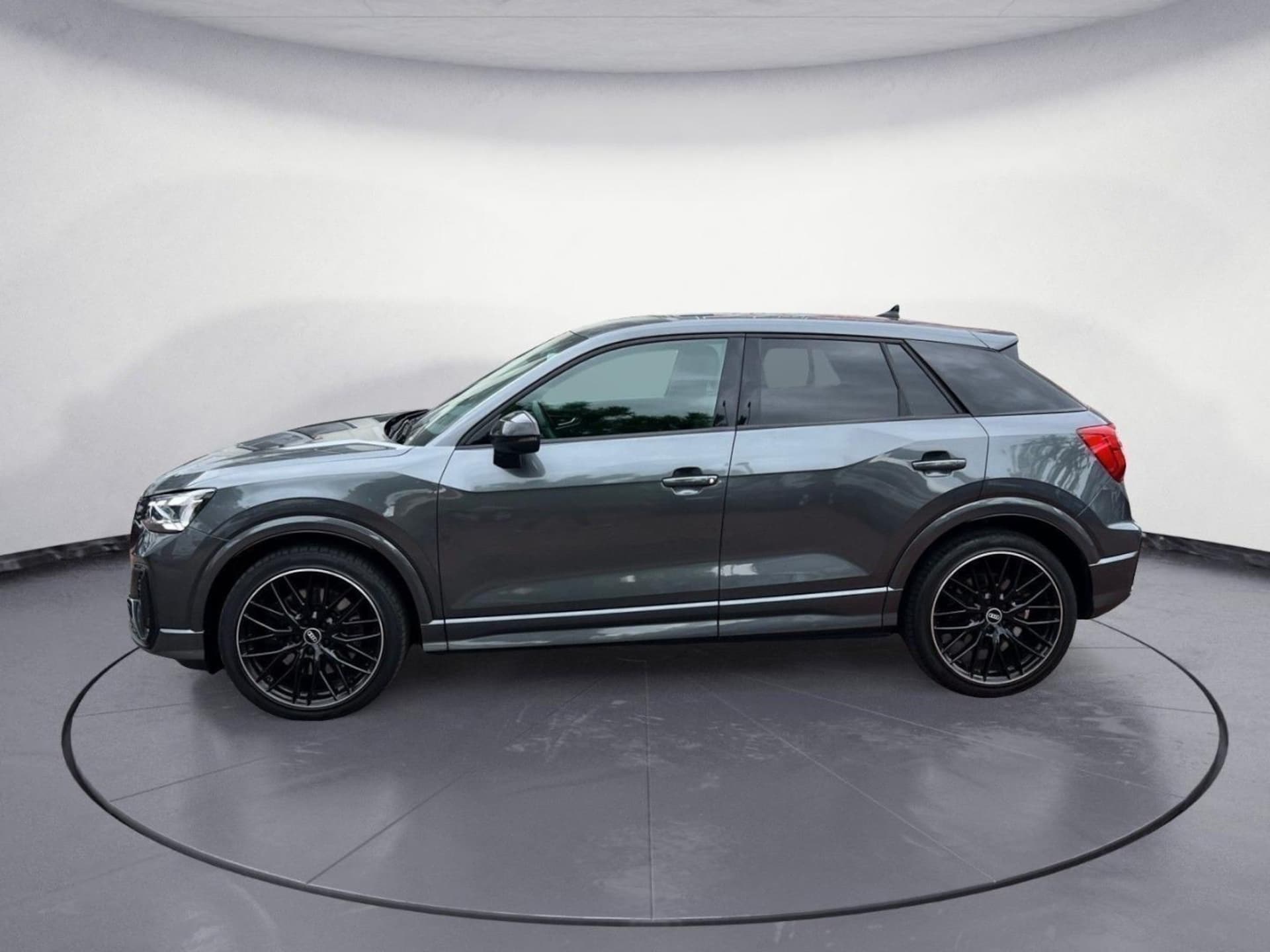 Audi SQ2