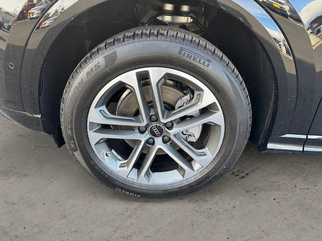 2025 Audi Q5 Premium - Photo 9