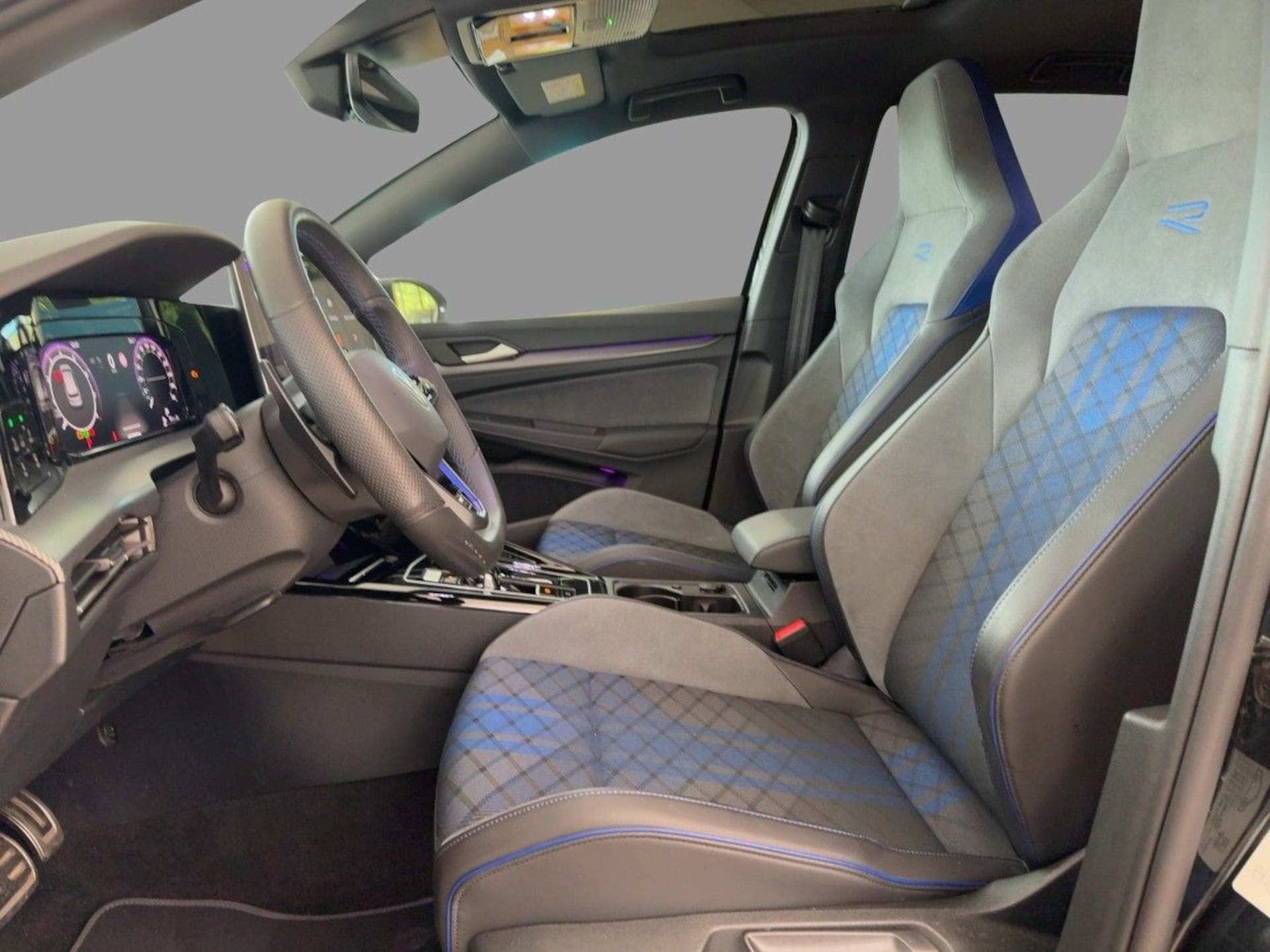 Volkswagen Golf R Black Edition