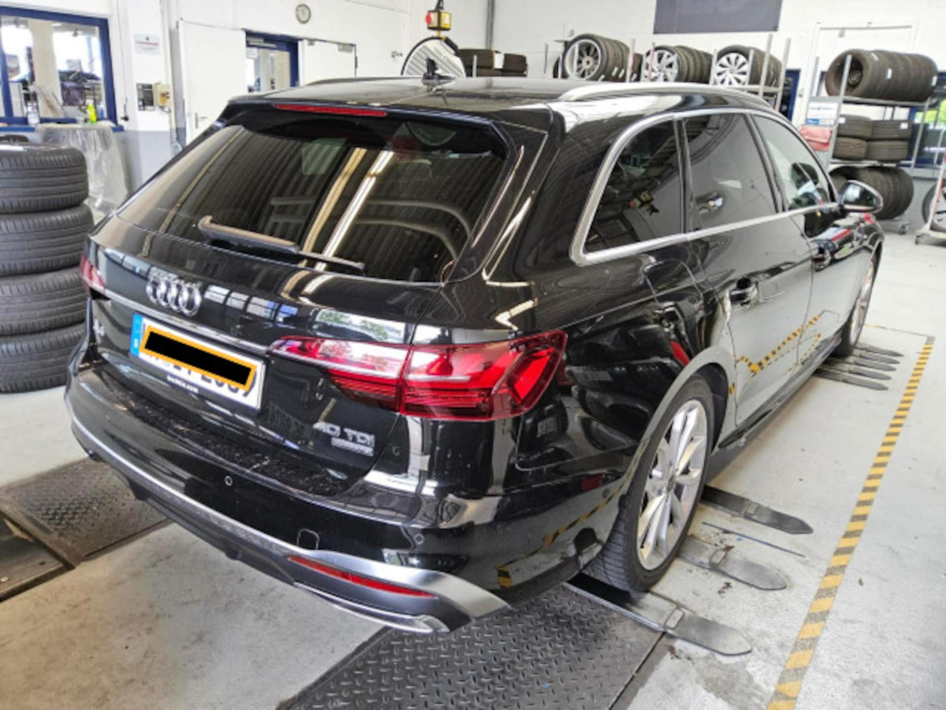 Audi A4 Avant S line