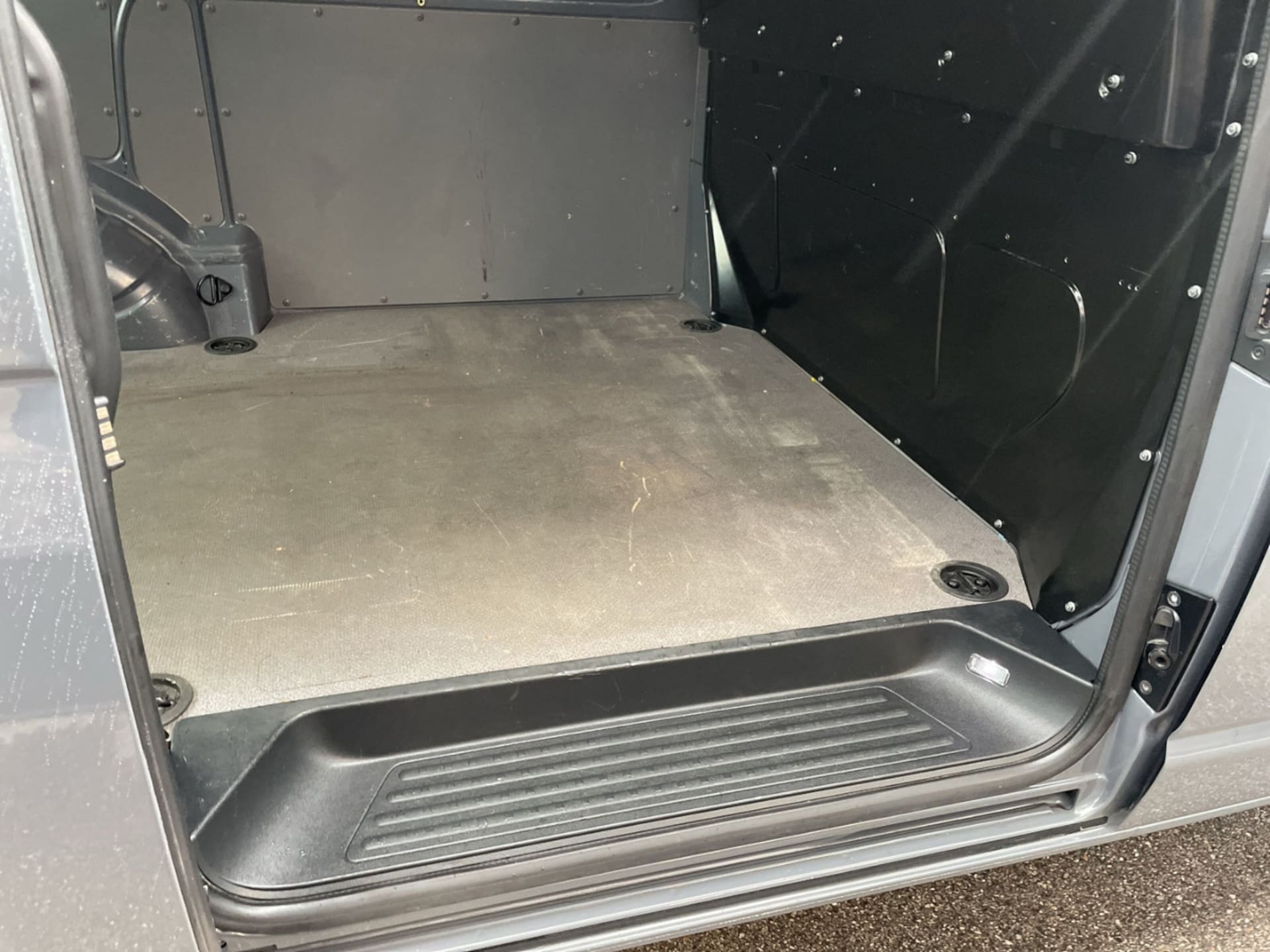 Volkswagen T6.1 Transporter Kasten kurzer Radstand