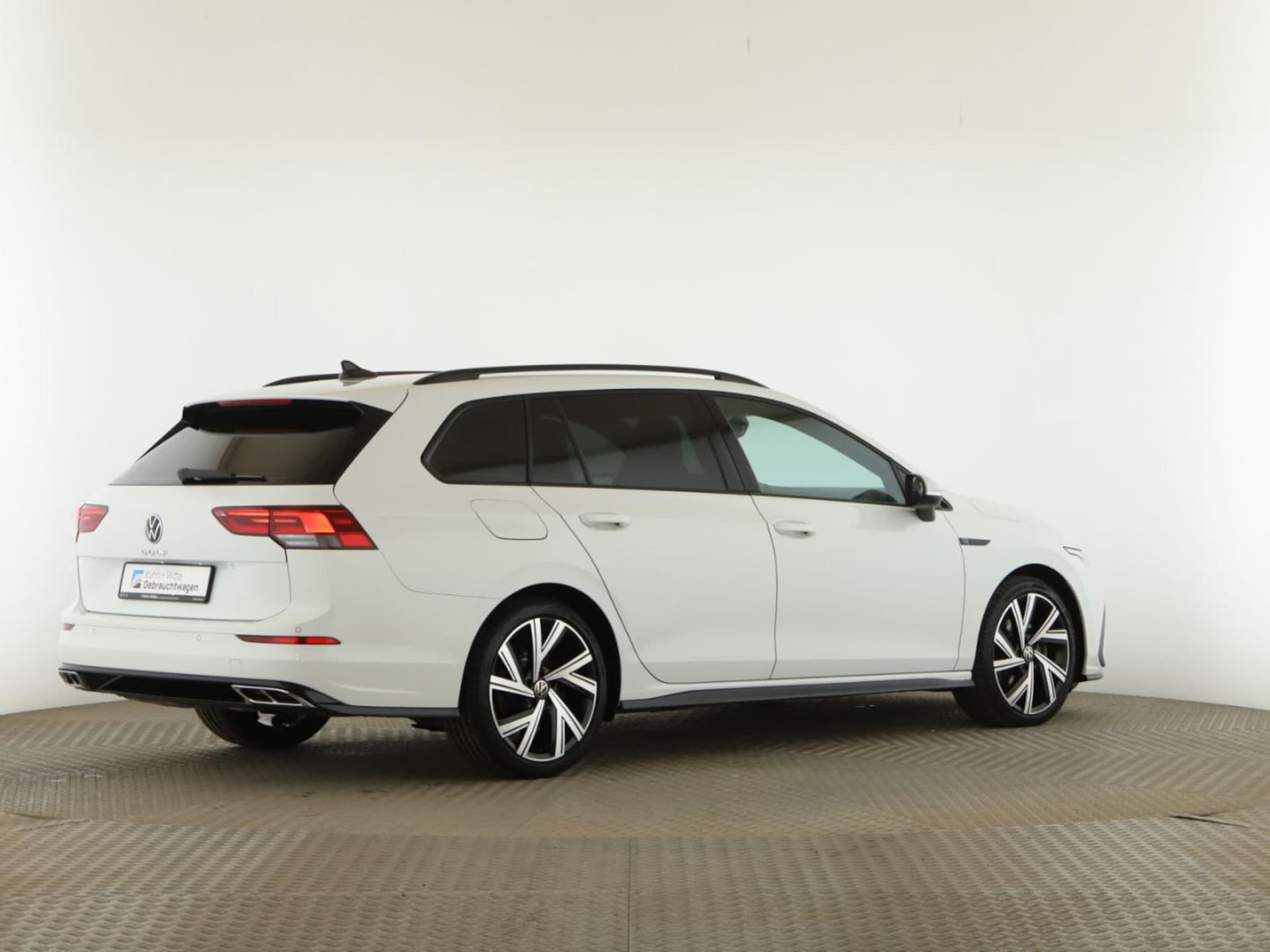Volkswagen Golf Variant R-Line