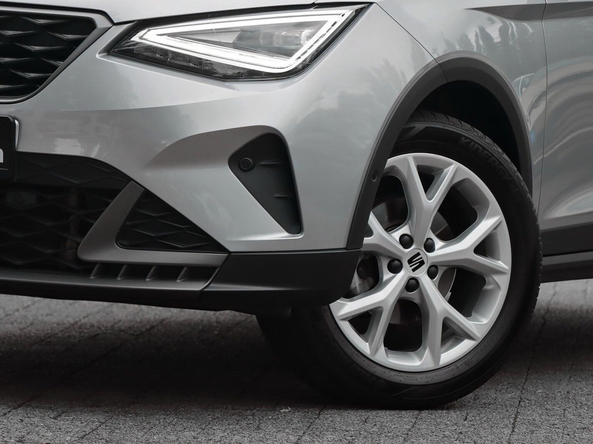 SEAT Arona FR