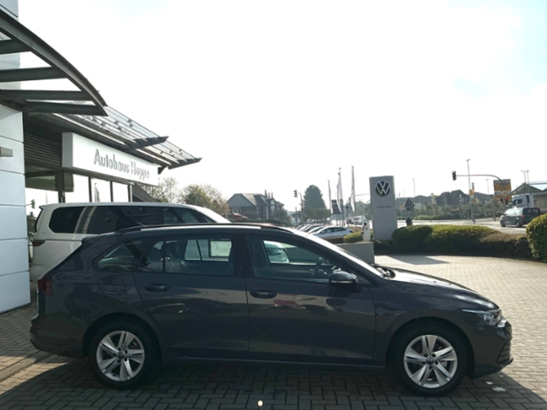 Volkswagen Golf Variant Life