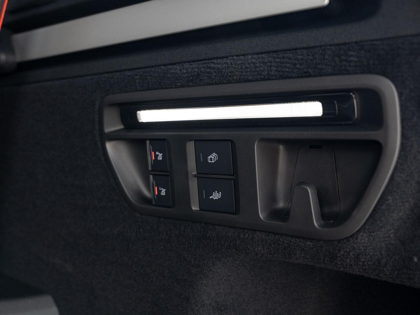 Bild über Audi Q7 SUV TDI quattro 220 kW tiptronic - für weitere Informationen kontaktieren Sie den Audi Partner