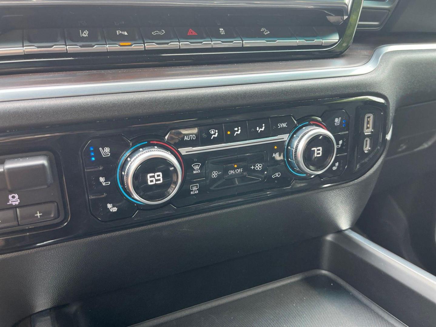 2024 GMC Sierra 2500HD SLT - Photo 29
