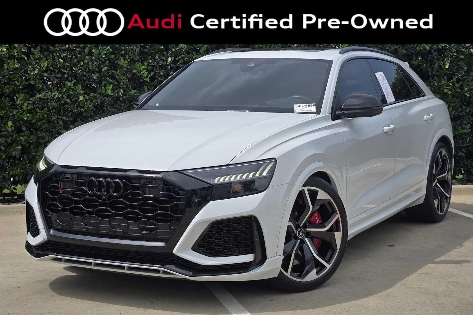 2022 Audi RS Q8 -'s photo