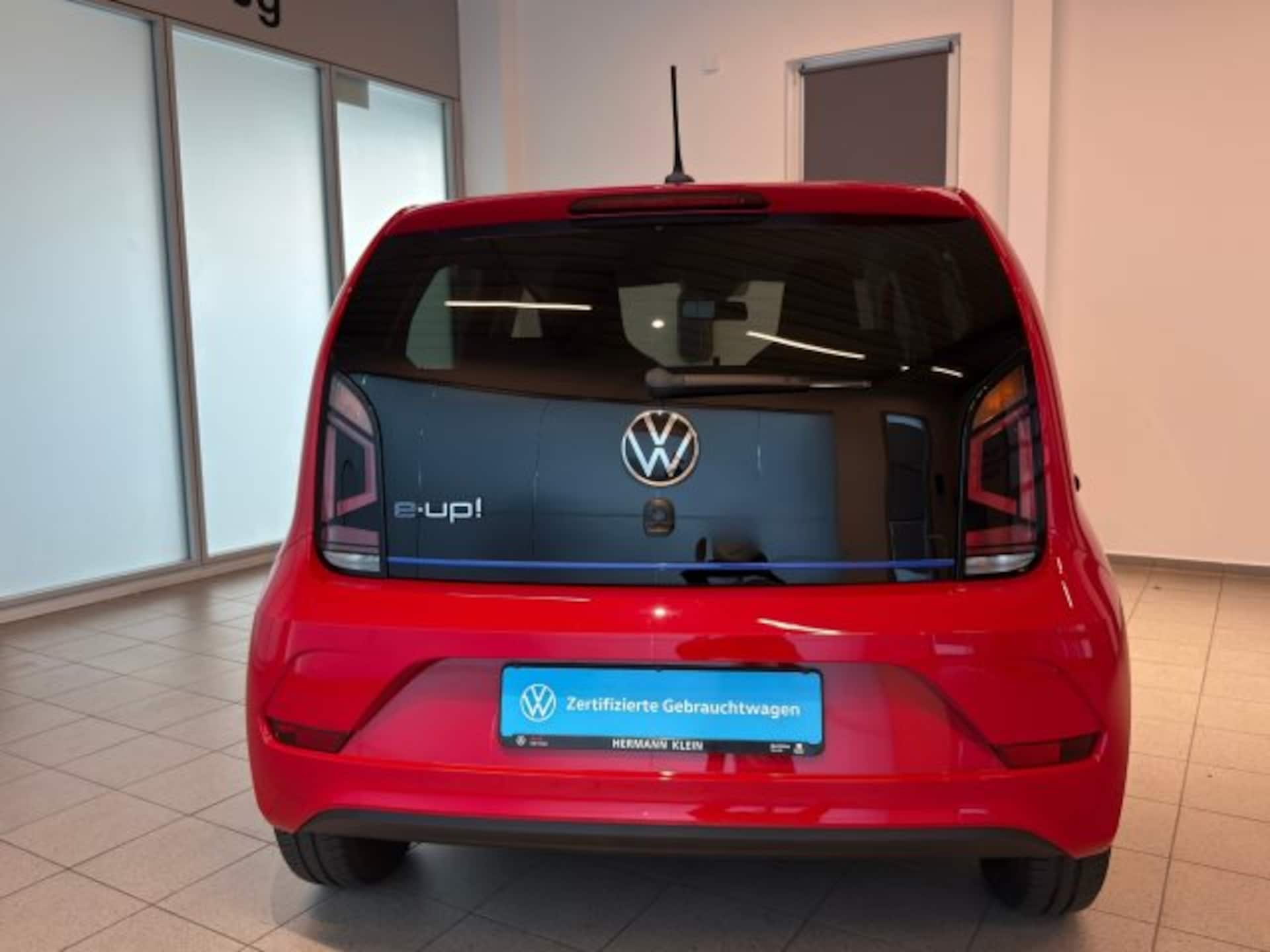 Volkswagen e-up! UNITED