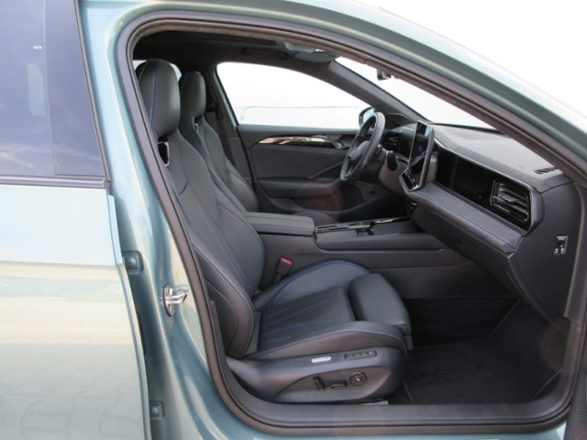 Volkswagen Passat R-Line