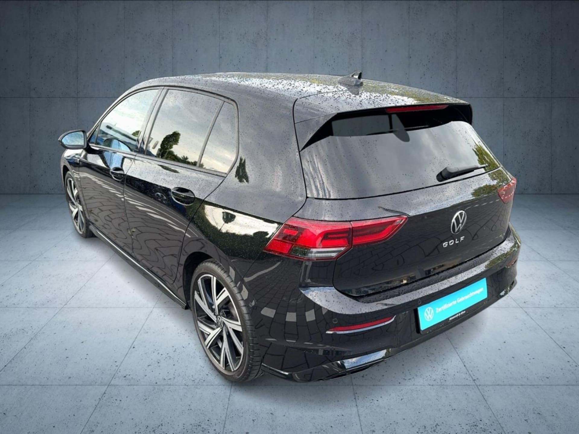 Volkswagen Golf R-Line