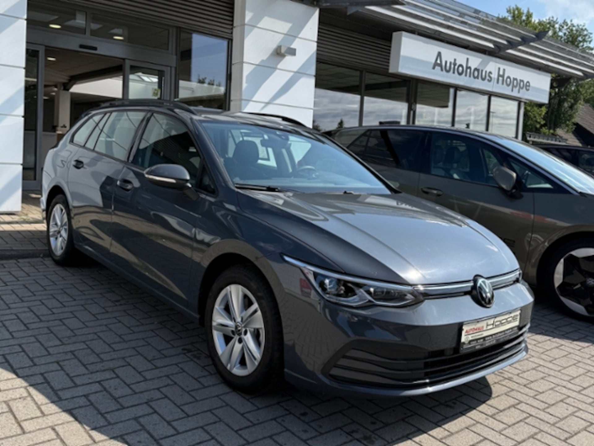 Volkswagen Golf Variant Life