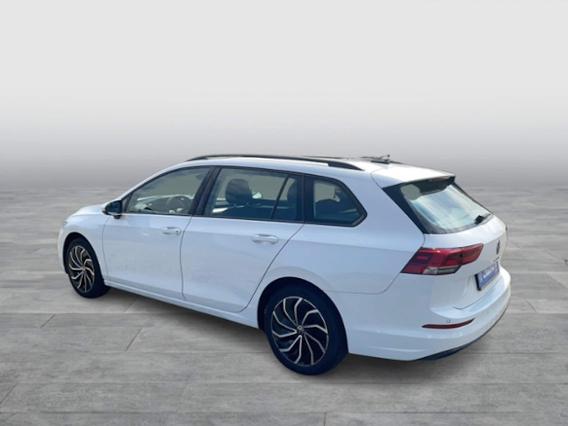 Volkswagen Golf Variant Life