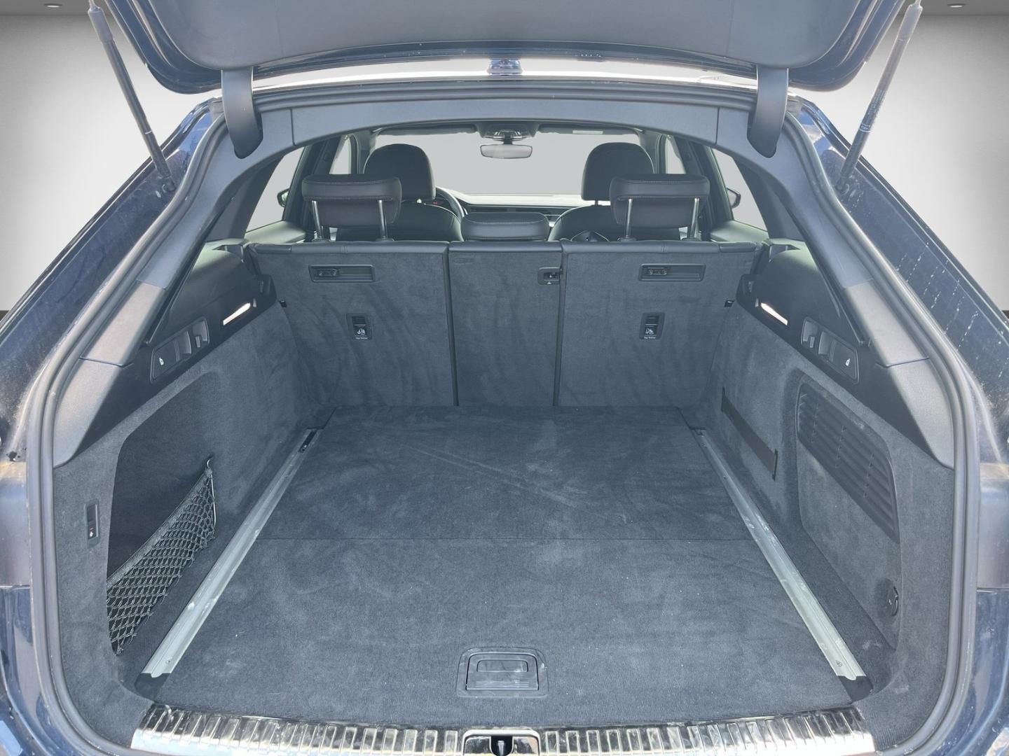 Bild über Audi A6 Avant advanced 45 TDI quattro S tronic - für weitere Informationen kontaktieren Sie den Audi Partner