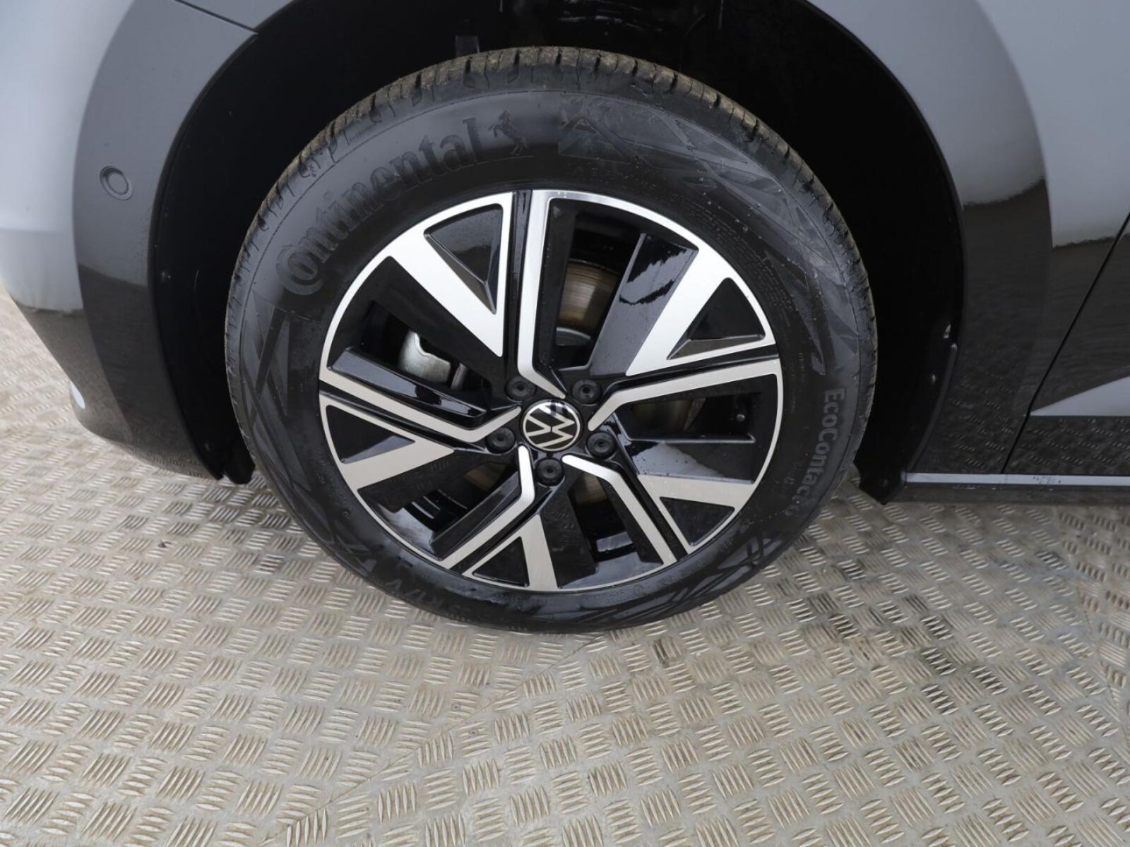 Volkswagen Touran – Bild 11