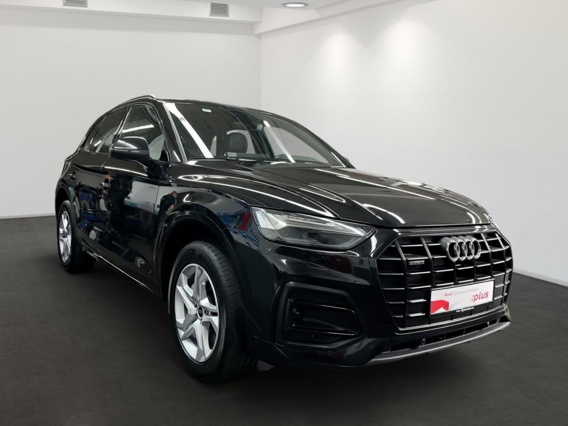 Audi Q5 SUV Advanced