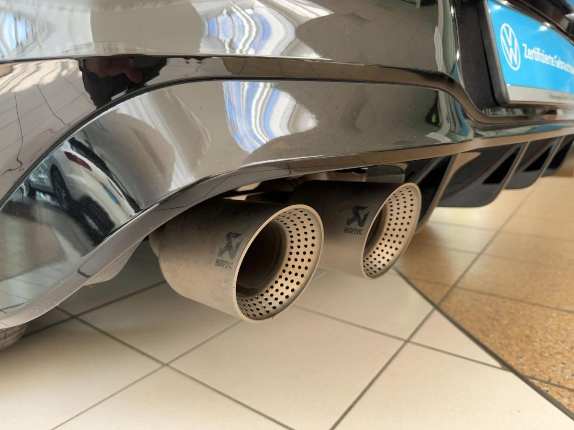 Volkswagen Golf R Black Edition
