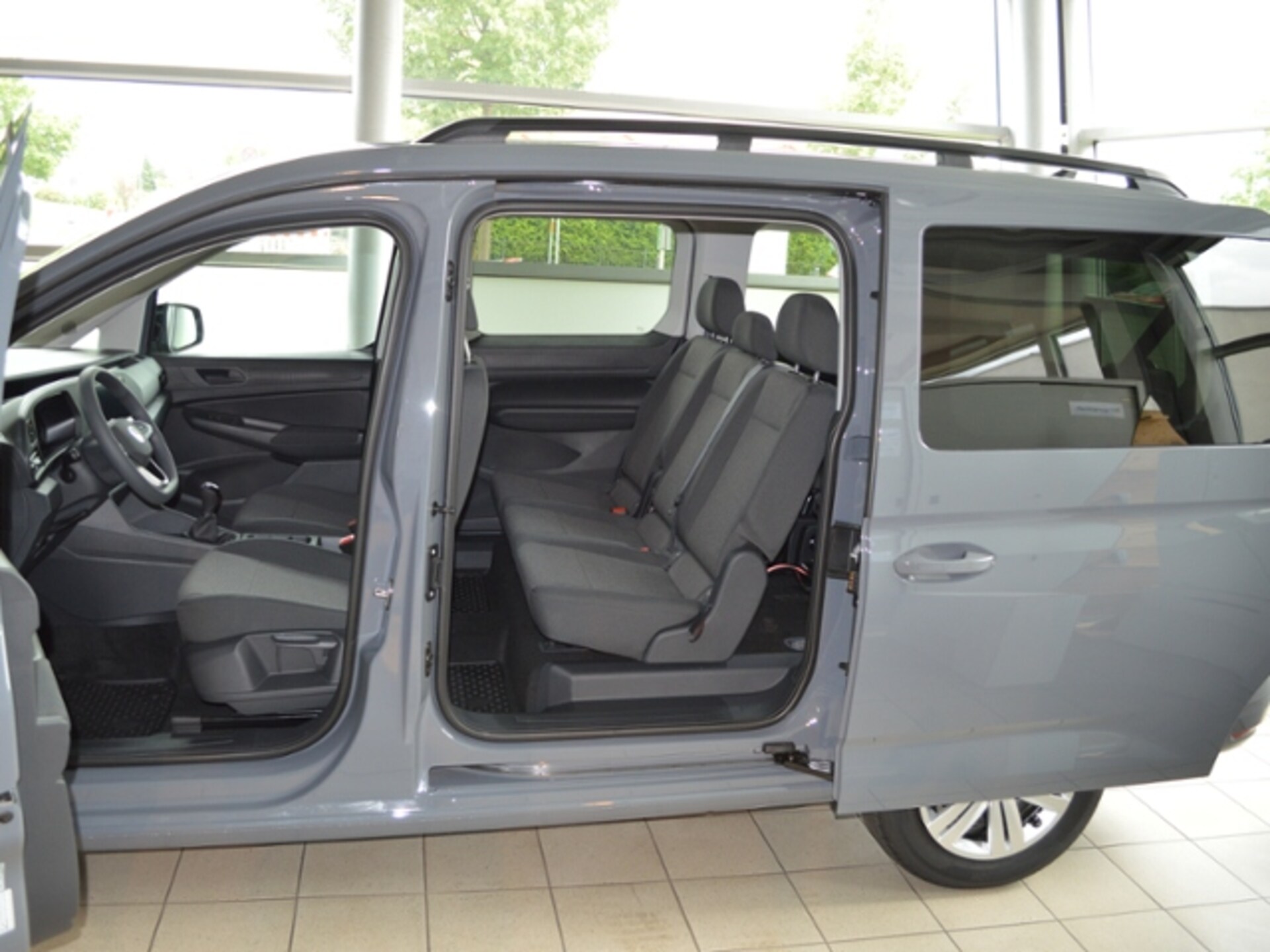 Volkswagen Caddy Maxi Basis-Modell