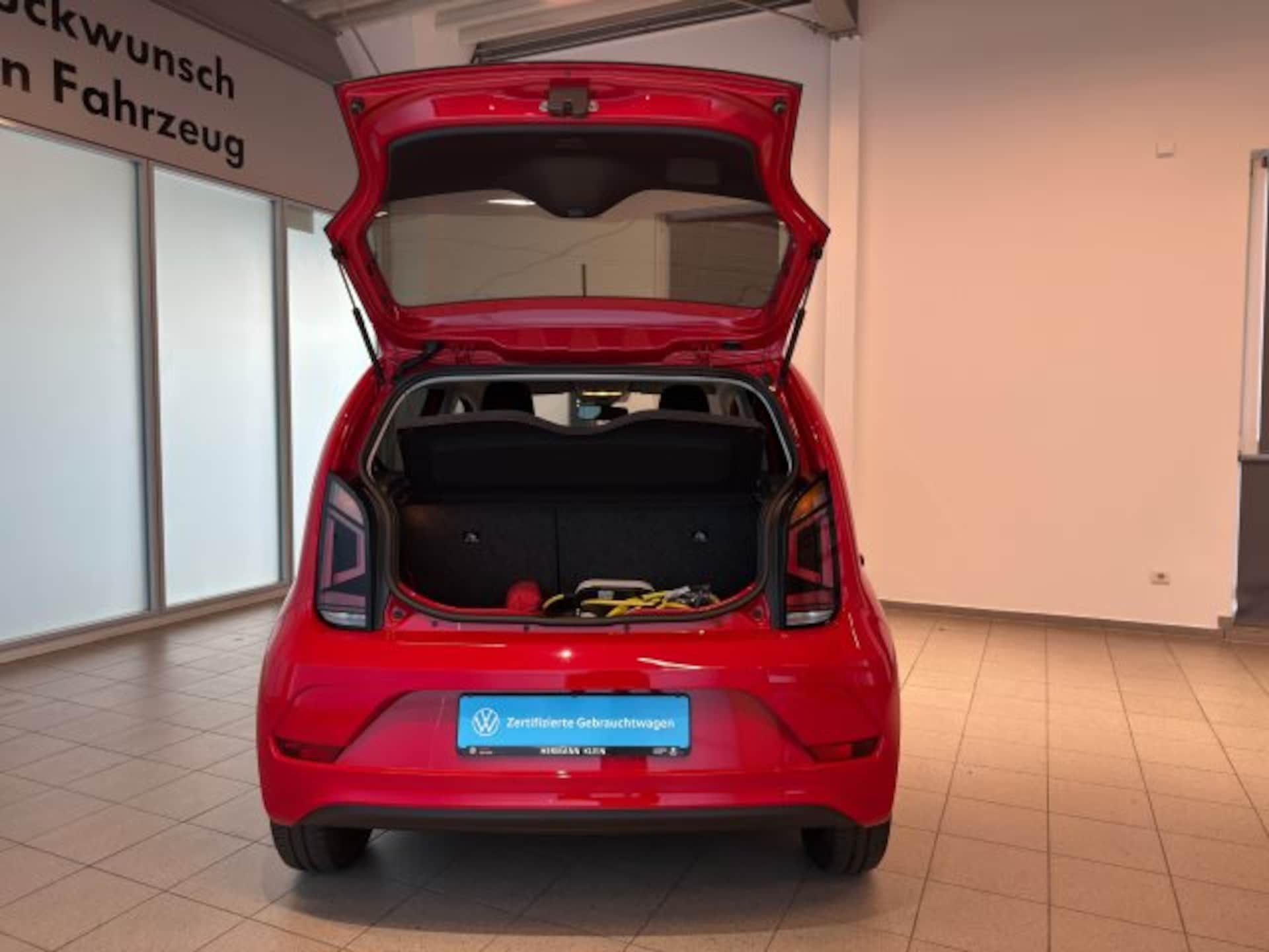 Volkswagen e-up! UNITED
