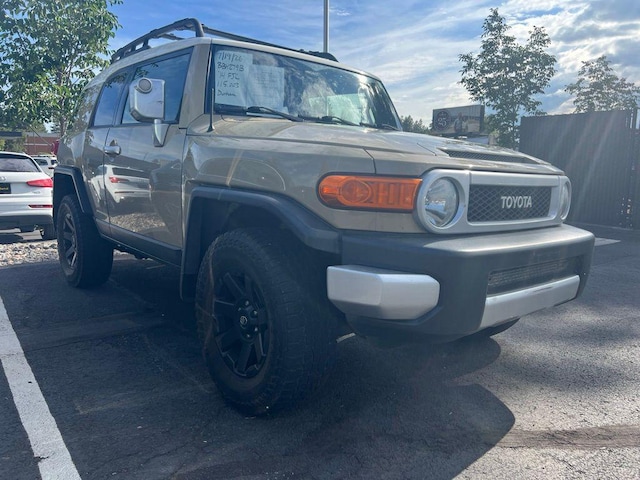 Photo of 2014 Toyota FJ Cruiser