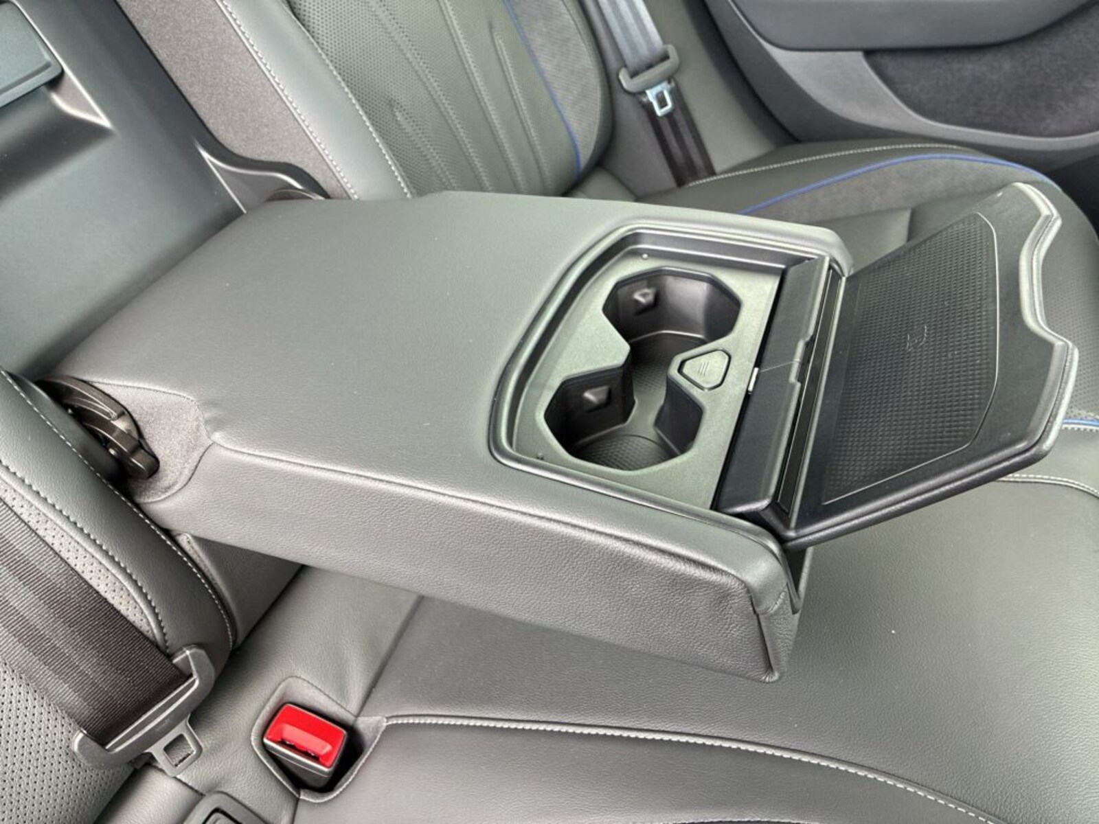 Volkswagen Passat – Bild 26