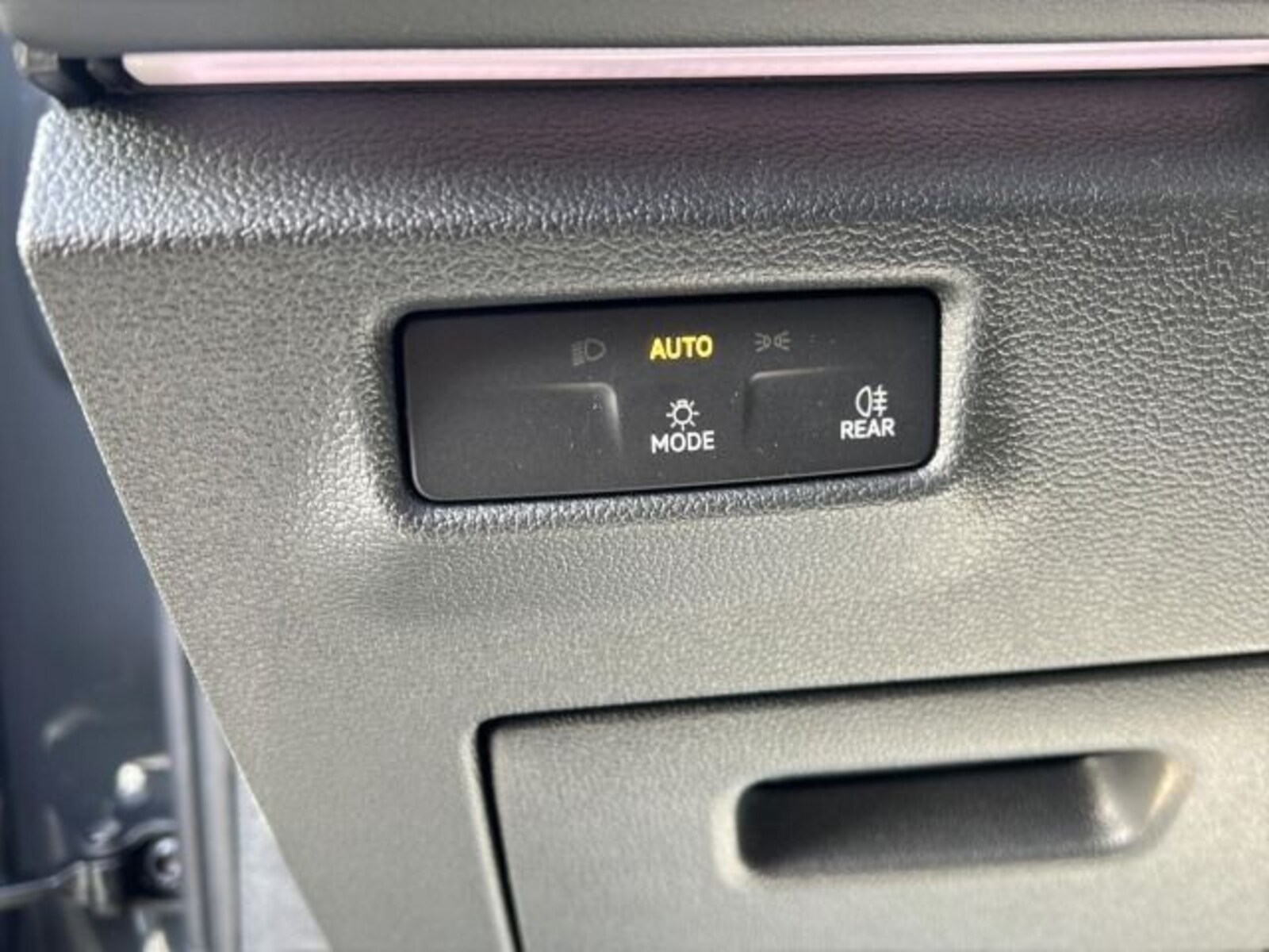 Volkswagen Tiguan – Bild 12