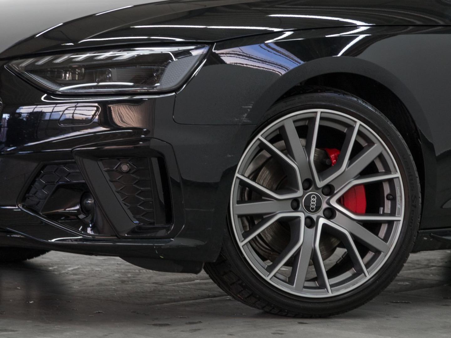 Image about Audi A4 Avant S line 40 TFSI quattro S tronic